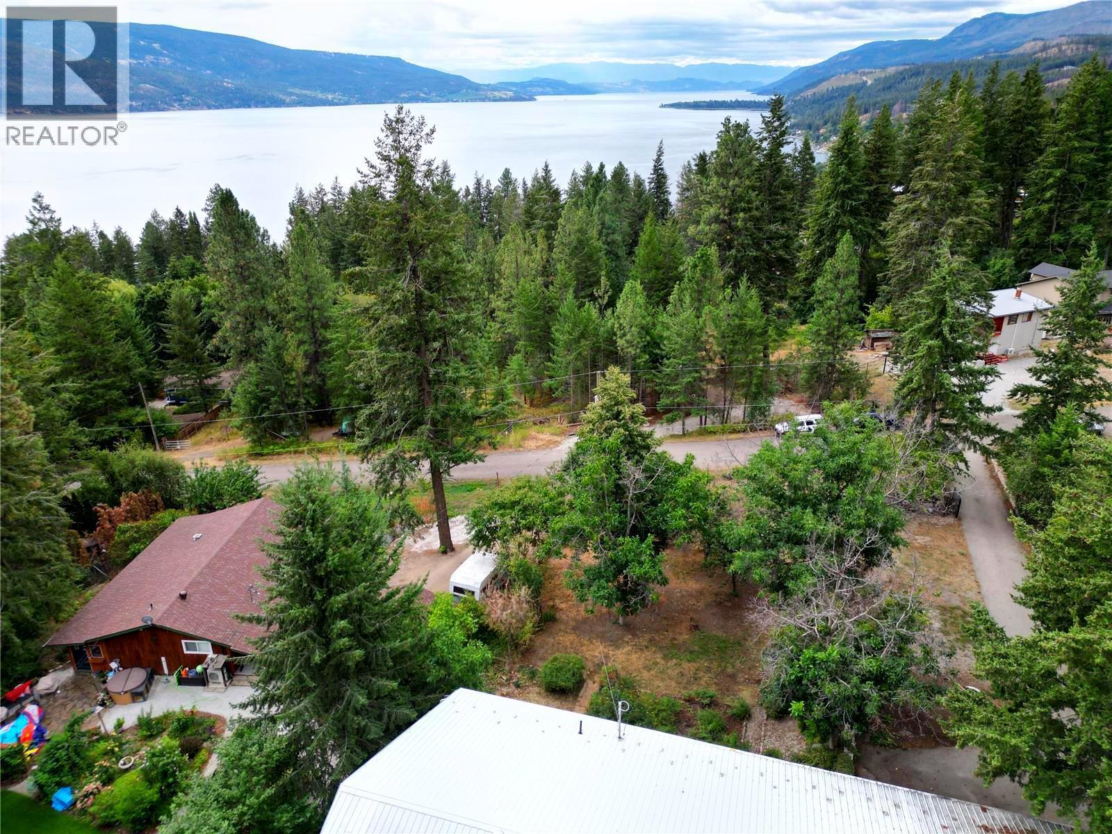  382 Kildare Way, Vernon