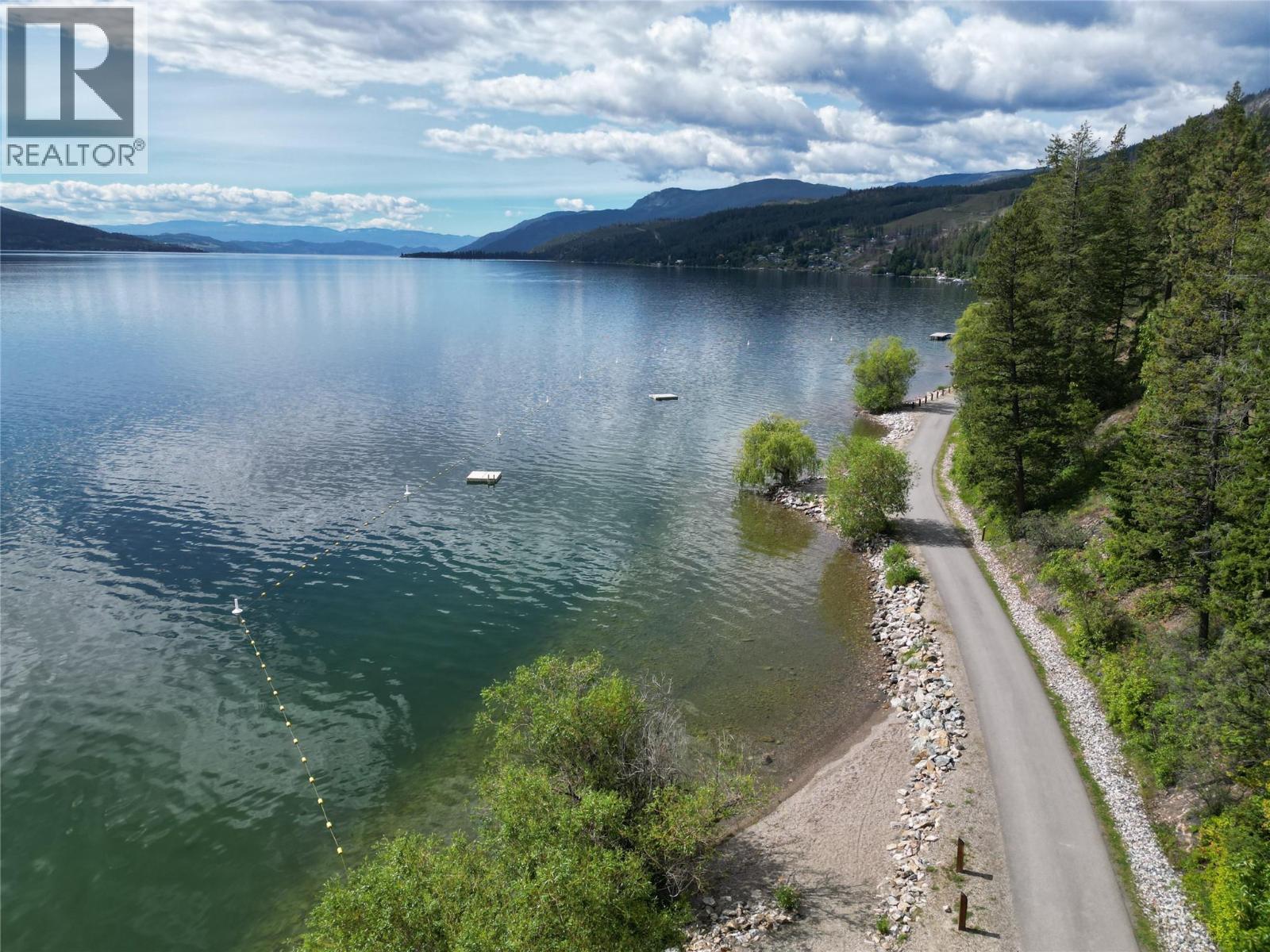  382 Kildare Way, Vernon