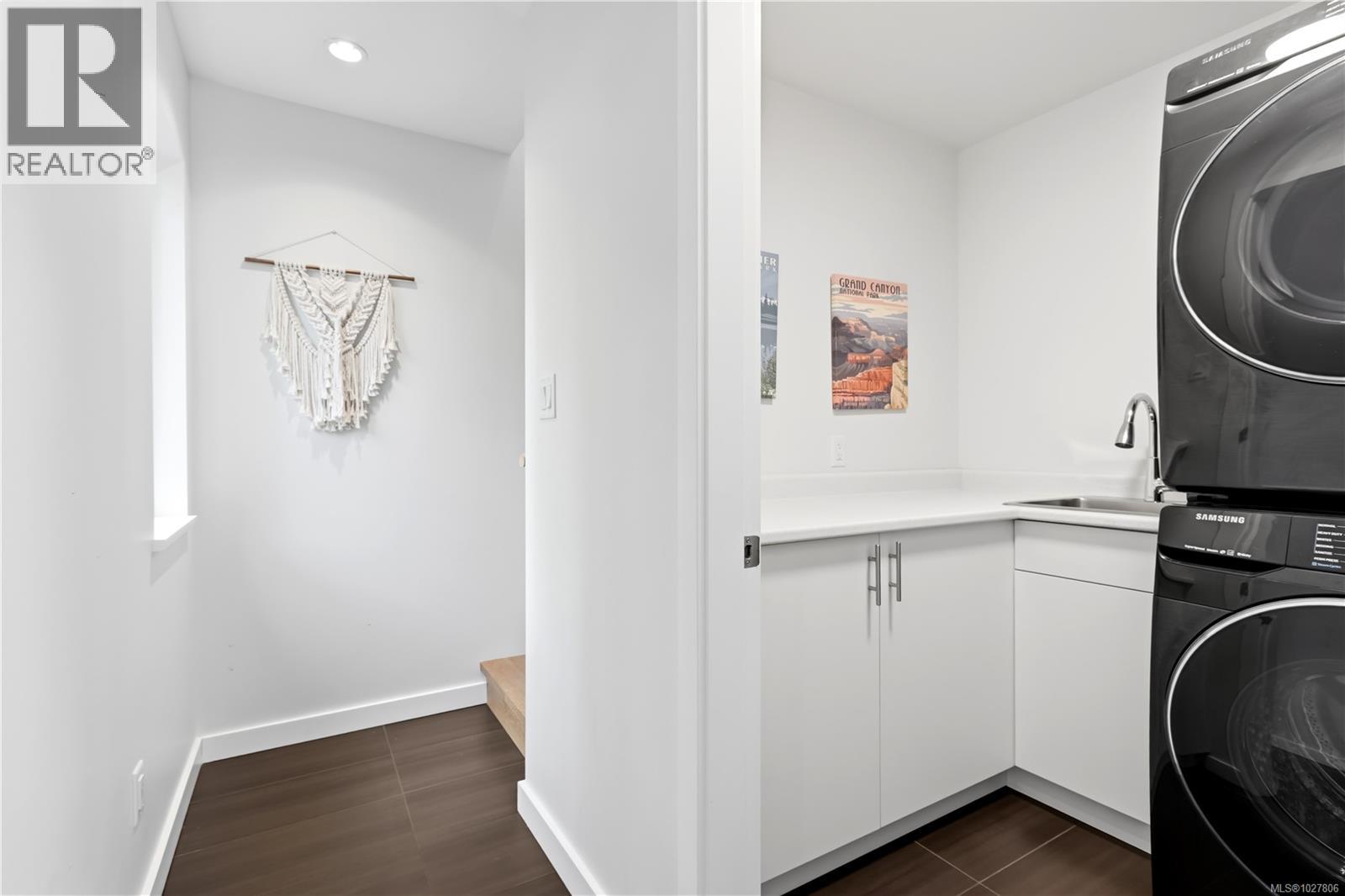 823 Lorne White Pl - 19