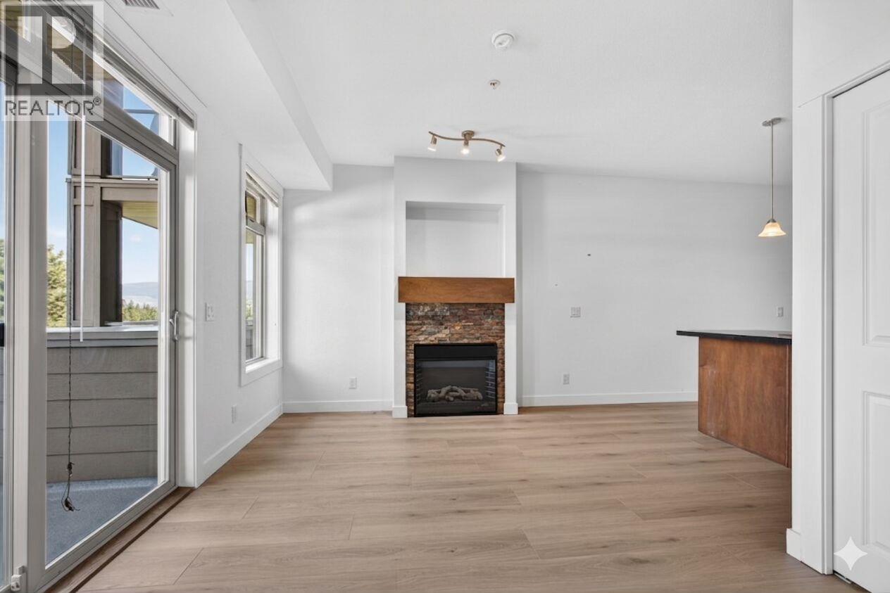 201 3545 Carrington Road, West Kelowna