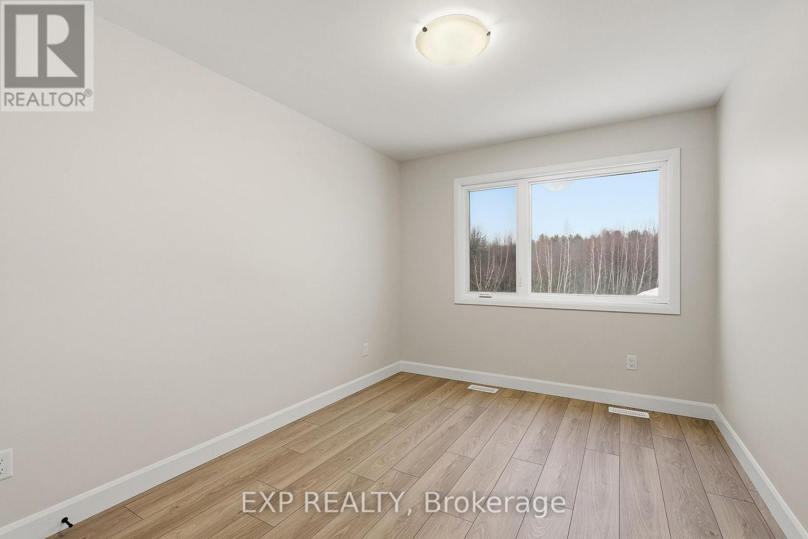 247 SUMAC CRESCENT STREET - 10