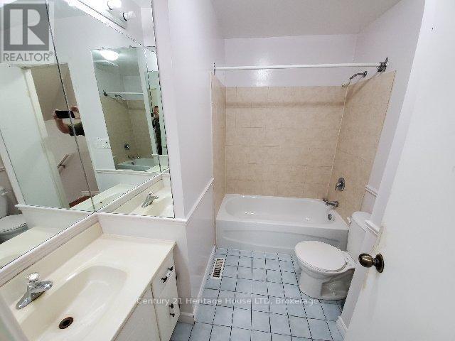 542 FIRST AVENUE N - 8