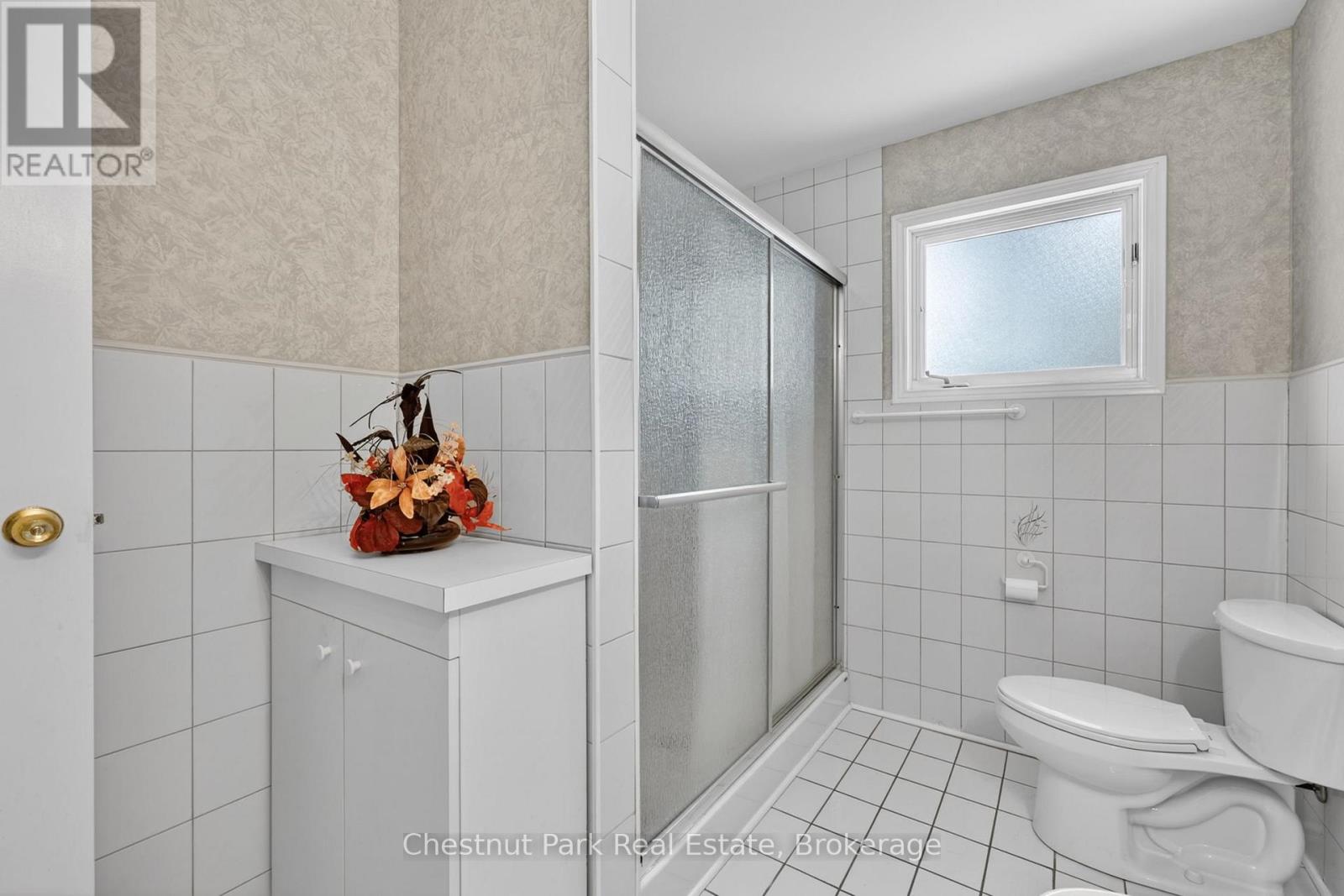 50 VINCENT CIRCLE - 26