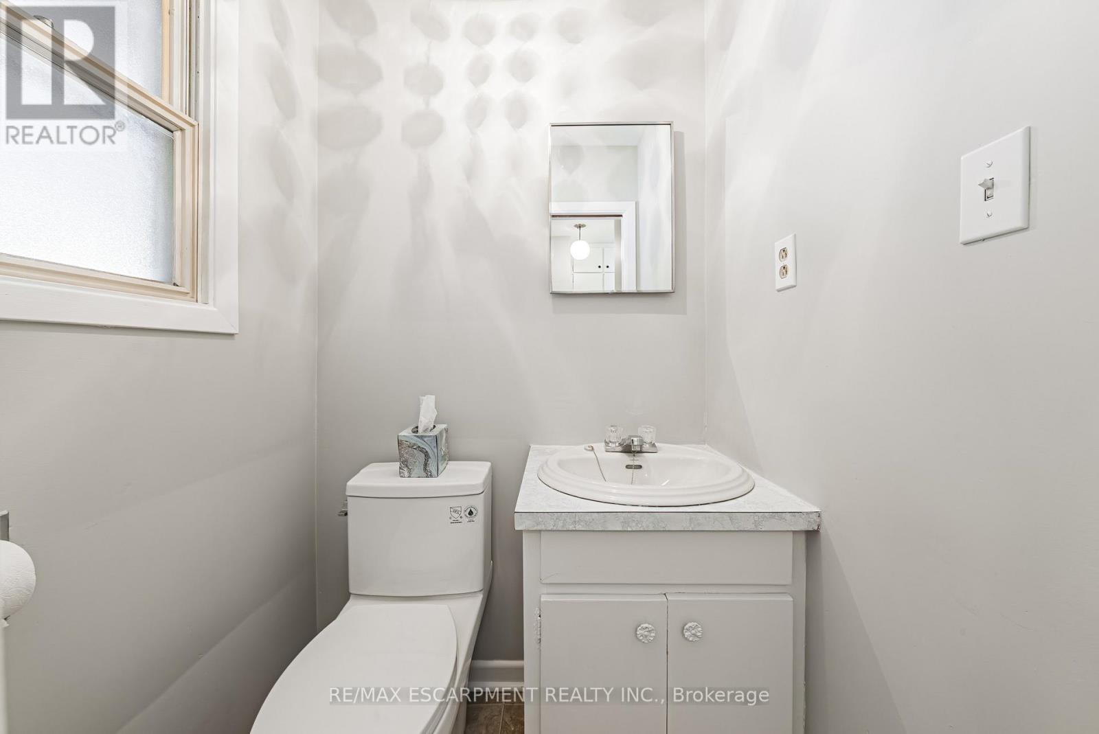 646 ALDER STREET W, Haldimand (Dunnville), Ontario, N1A1S5 — Photo 10