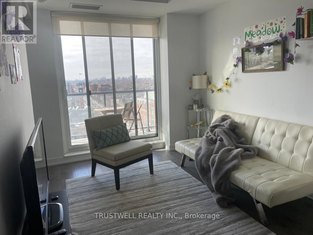 Listing photo of 1216 - 297 COLLEGE STREET