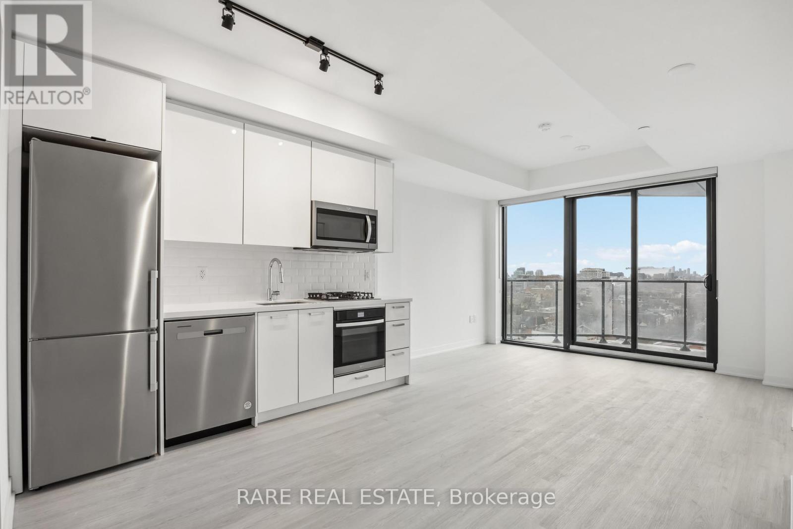 1101 - 195 MCCAUL STREET