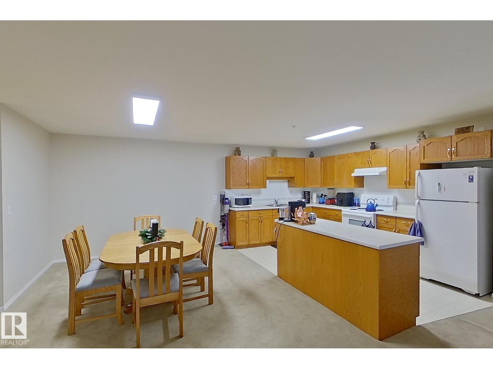 #208 10421 42 AV NW, Edmonton