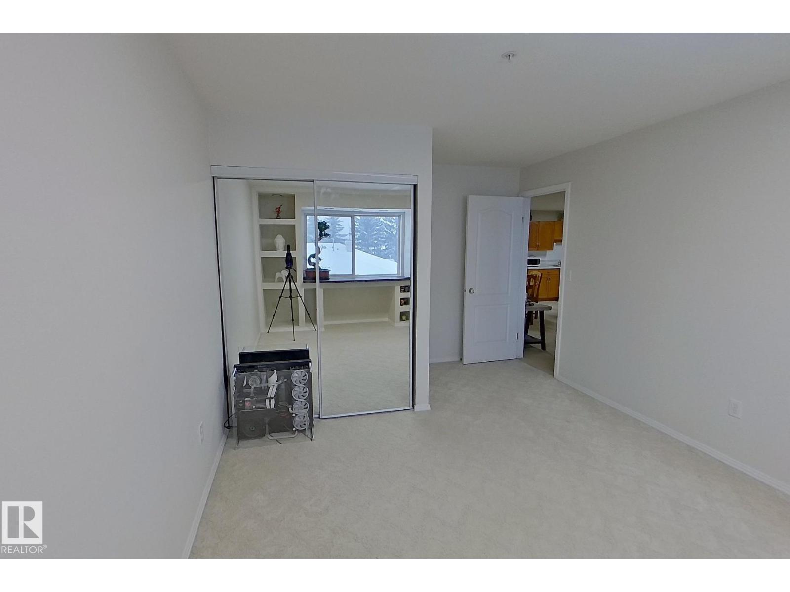 #208 10421 42 AV NW, Edmonton