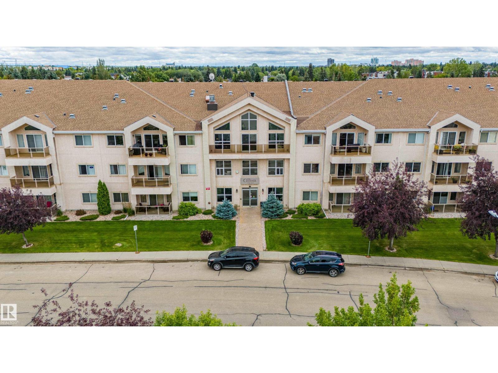 #208 10421 42 AV NW, Edmonton