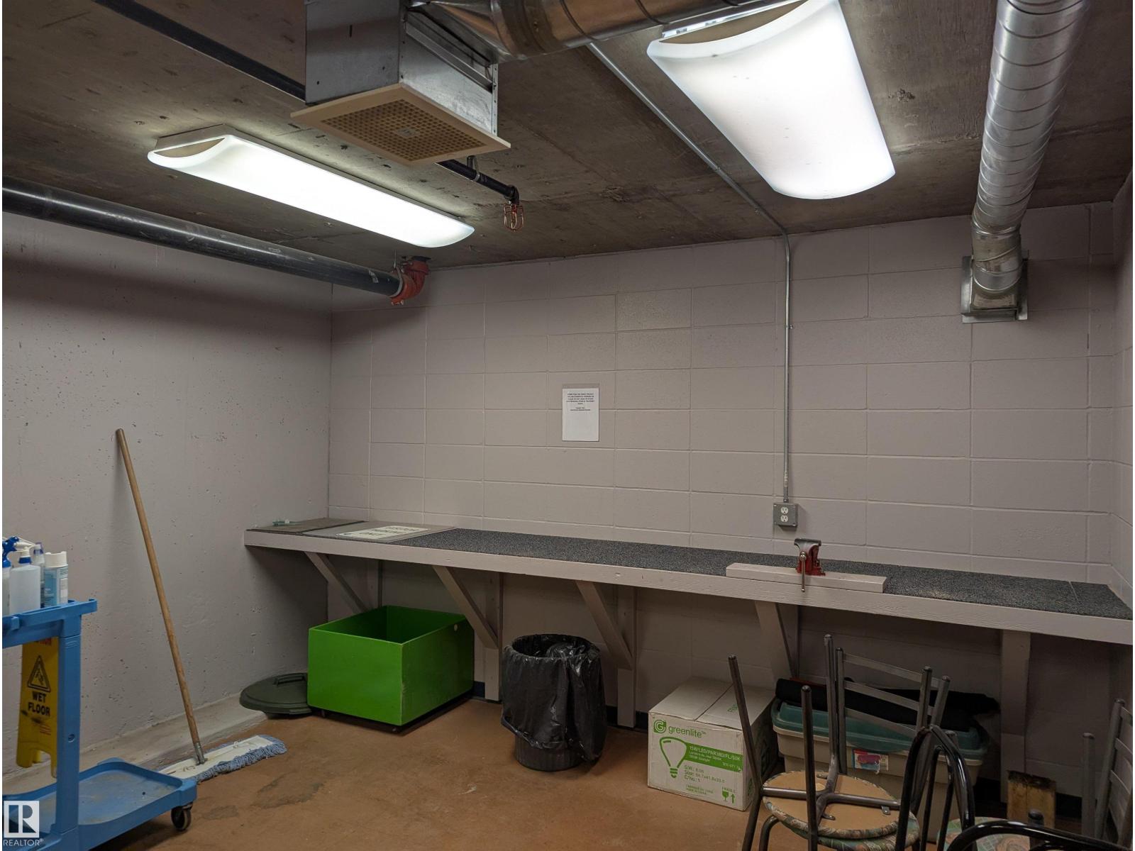 #208 10421 42 AV NW, Edmonton