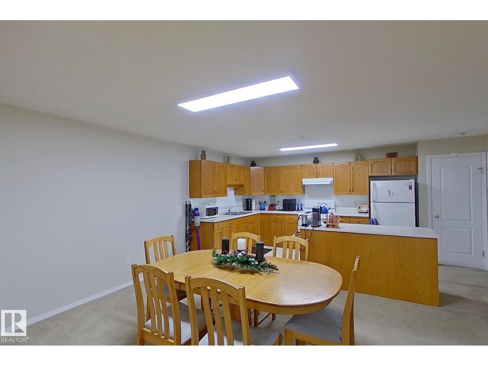 #208 10421 42 AV NW, Edmonton