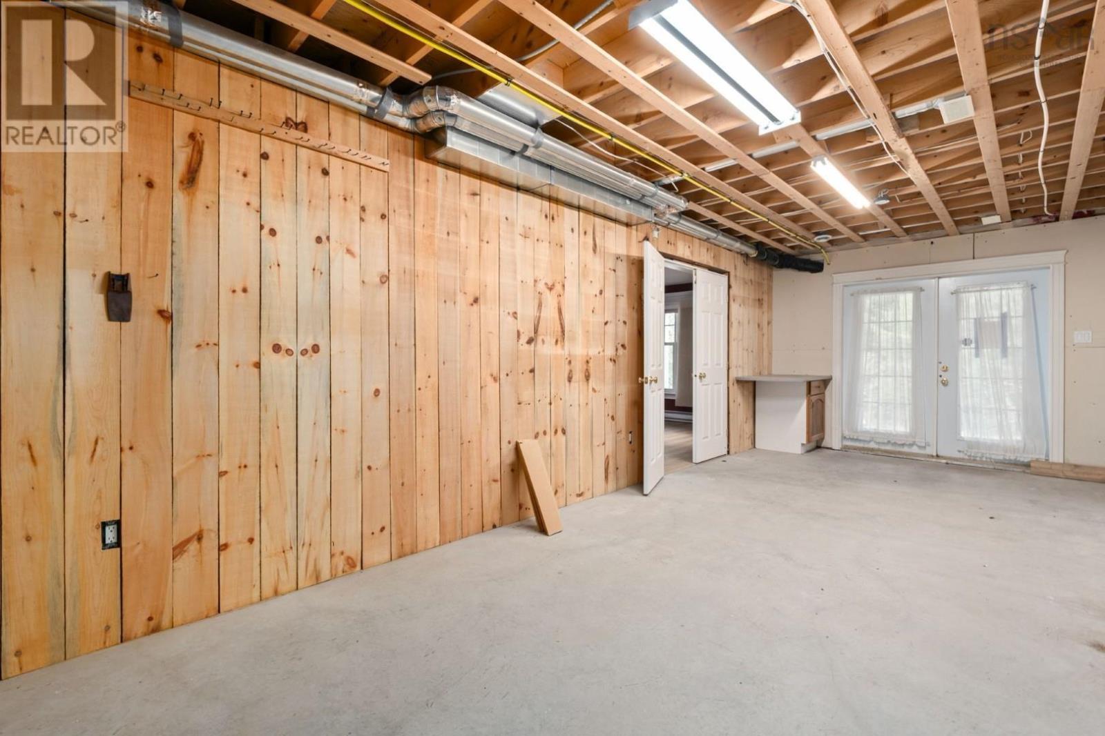 Property 35 of 49 of 52 Greenside Lane