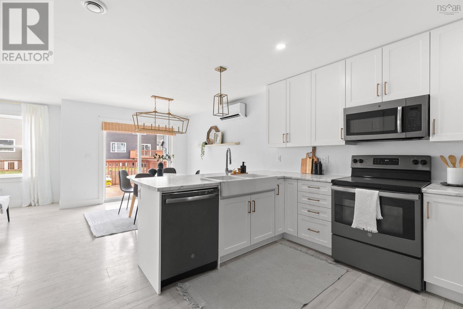 Property 9 of 46 of 33 Brick Lane