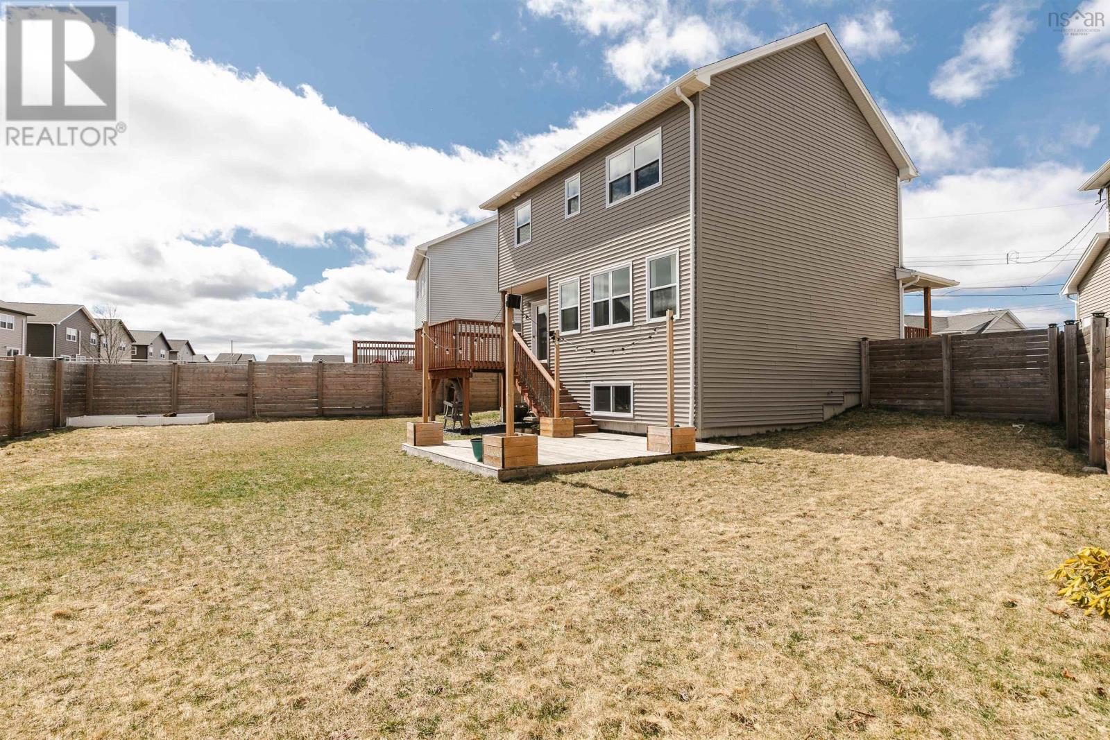 Property 35 of 46 of 33 Brick Lane