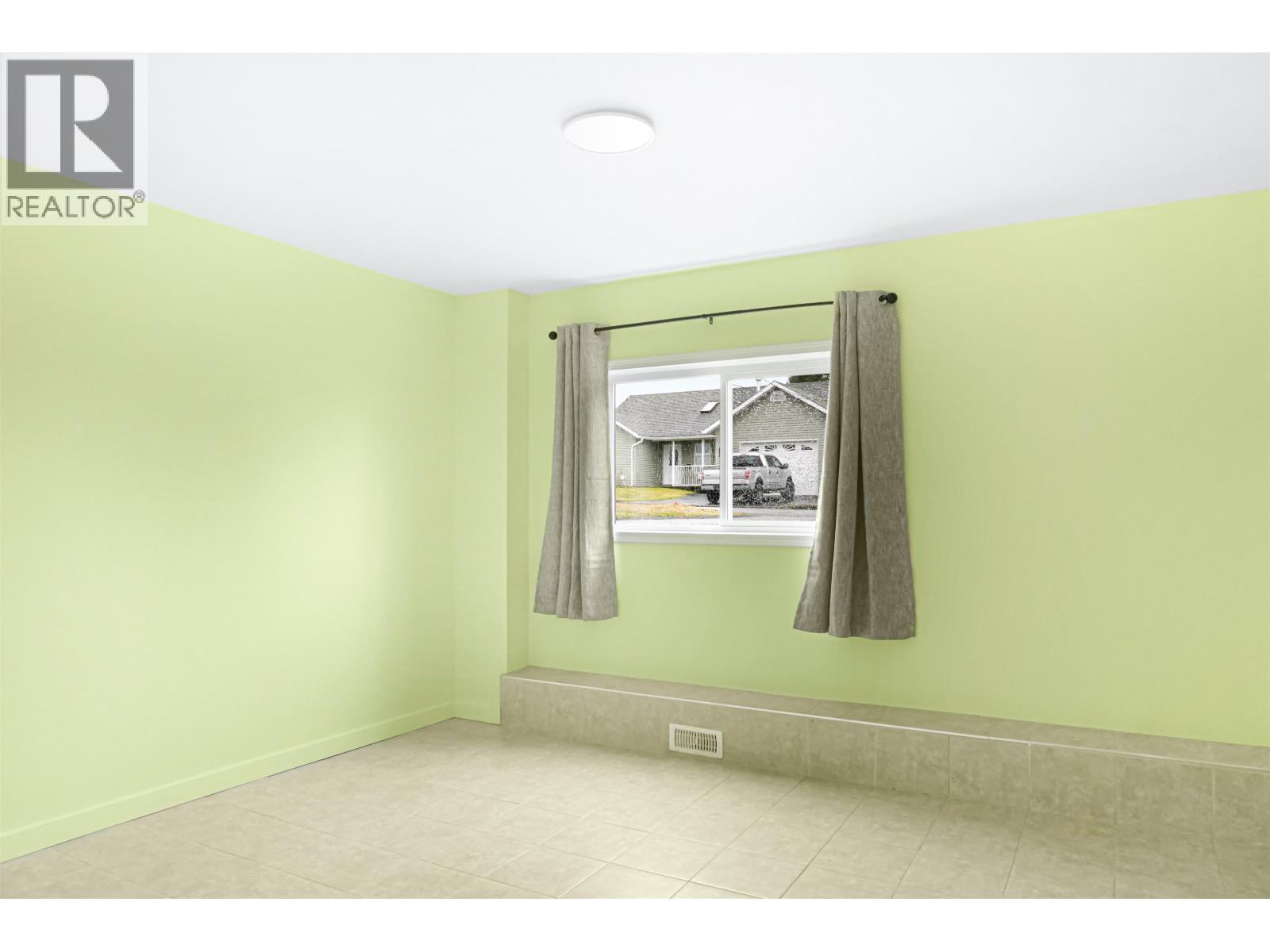 91 ORIOLE STREET, Kitimat