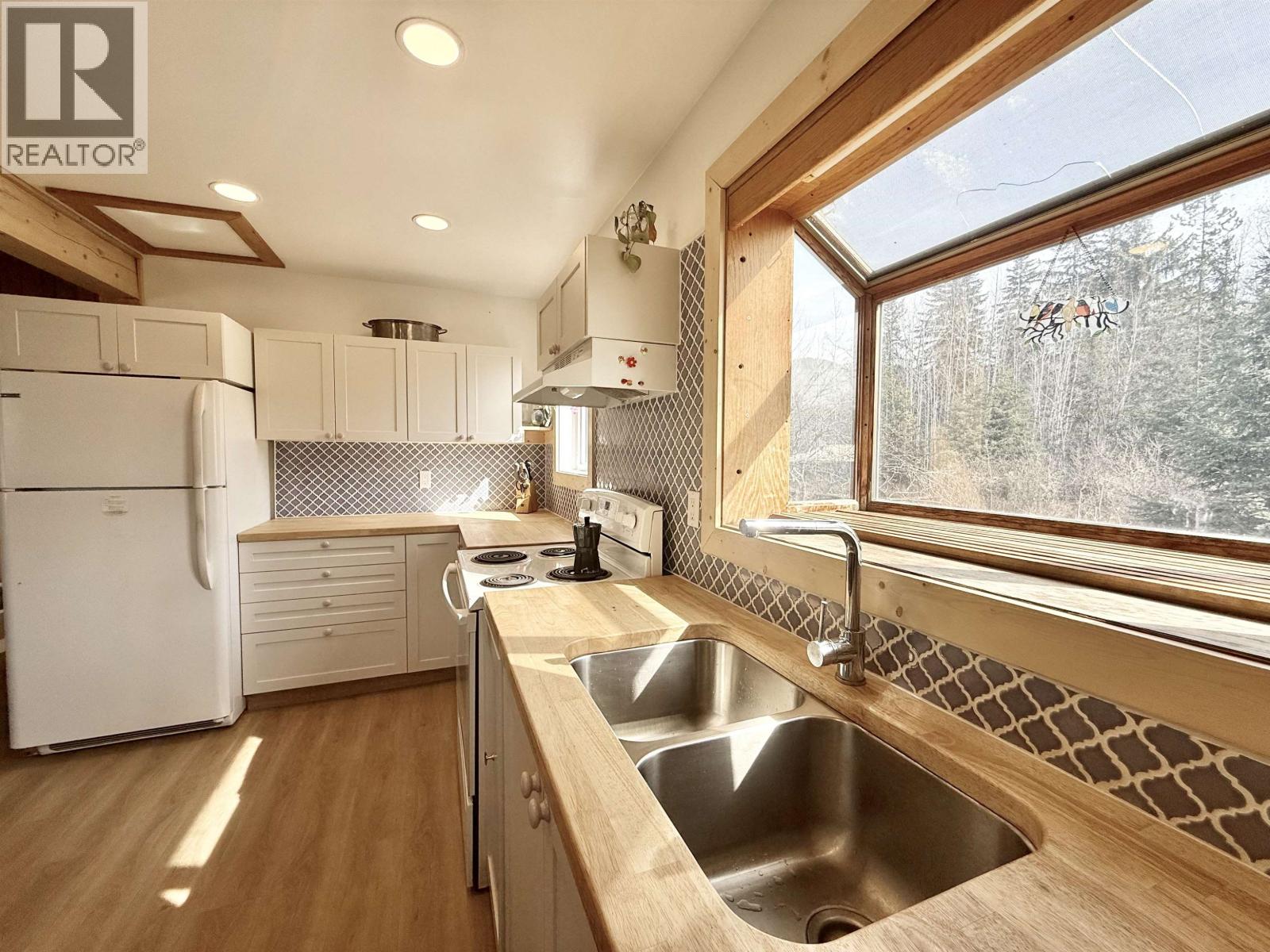 5950 SILVER STANDARD Road, Hazelton