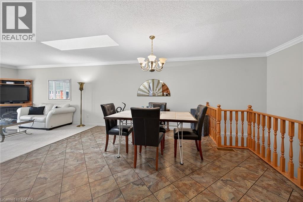 570 WEST Street Unit# 44, Brantford, Ontario, N3R7Y7 — Photo 4