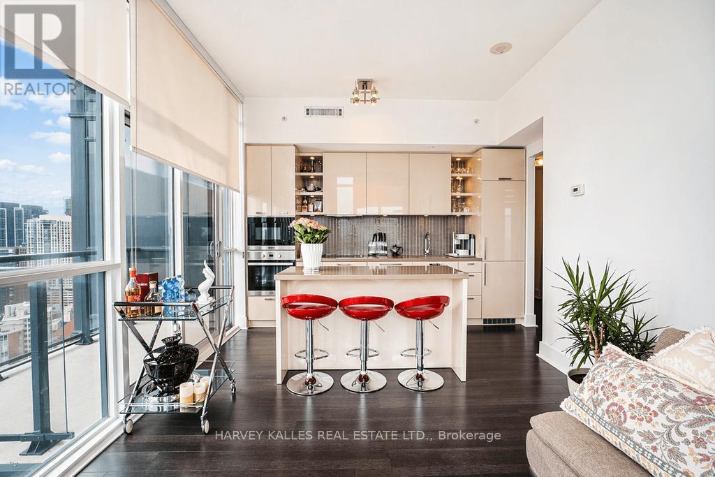 #2603 32 DAVENPORT ROAD - 12