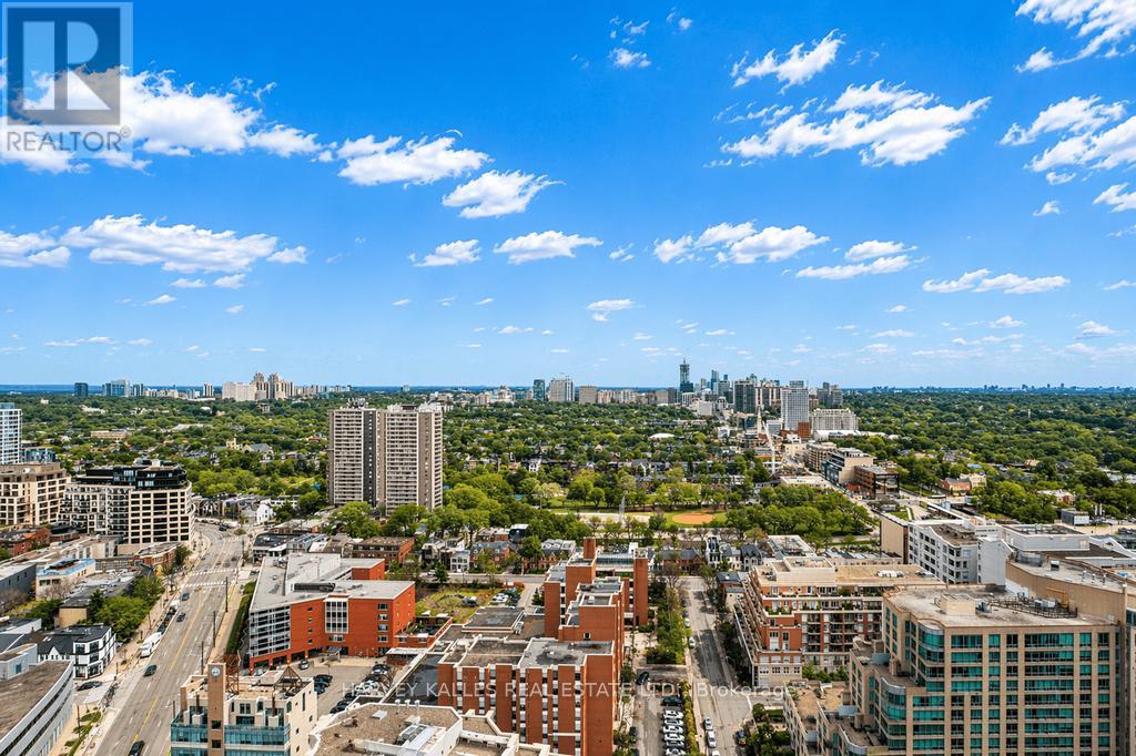 #2603 32 DAVENPORT ROAD - 27