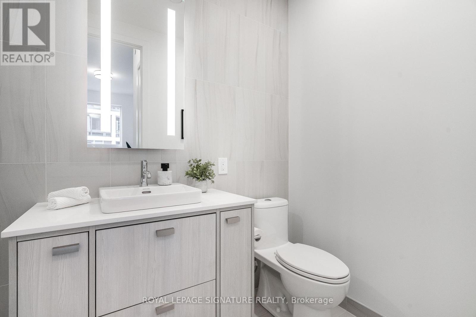 #501 115 DENISON AVENUE - 14