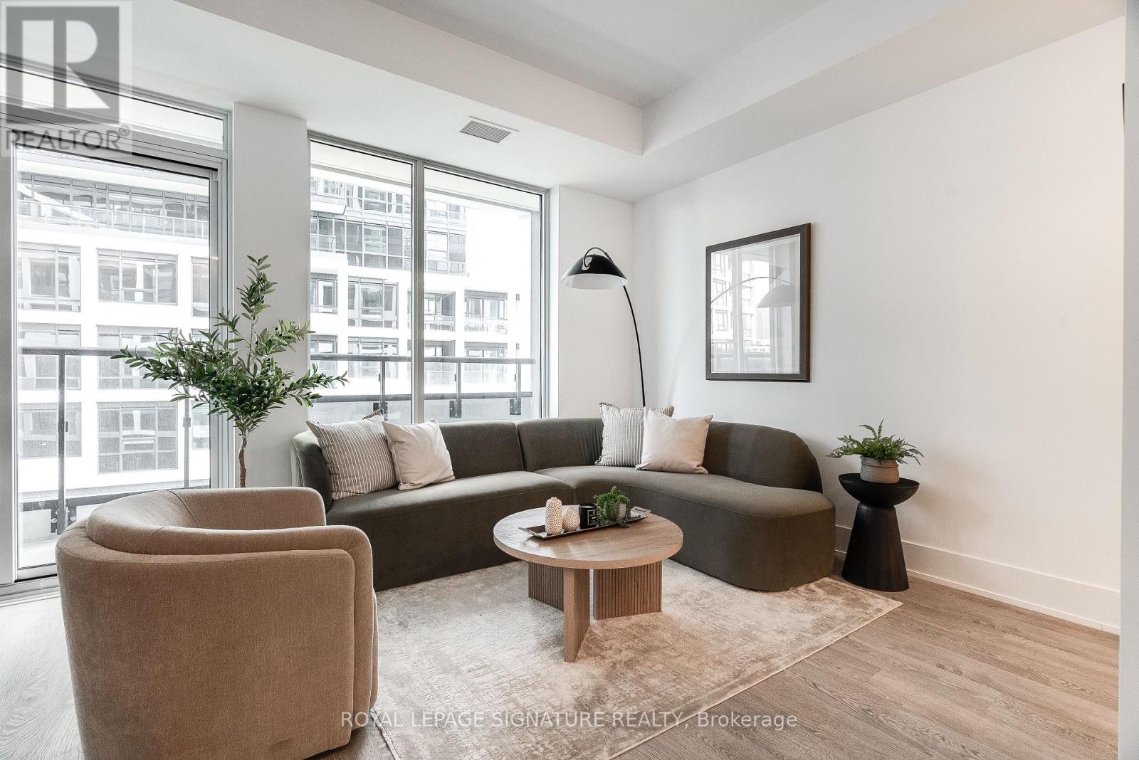 #501 115 DENISON AVENUE - 2