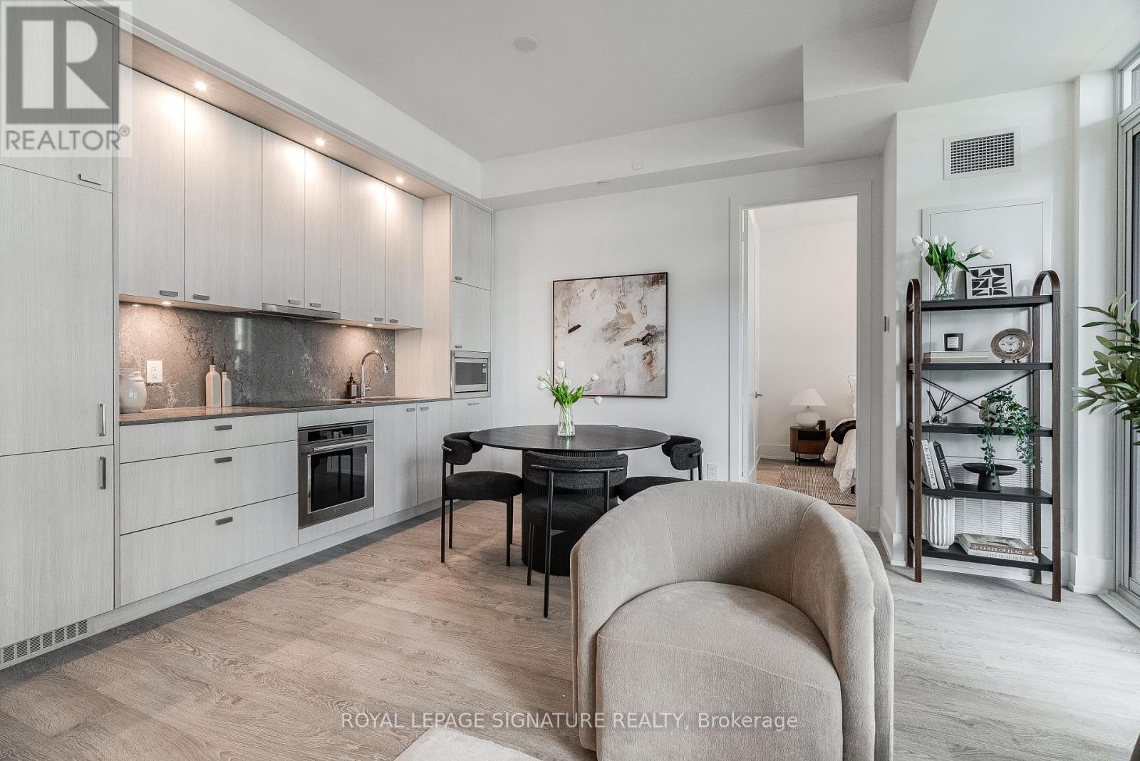 #501 115 DENISON AVENUE - 5