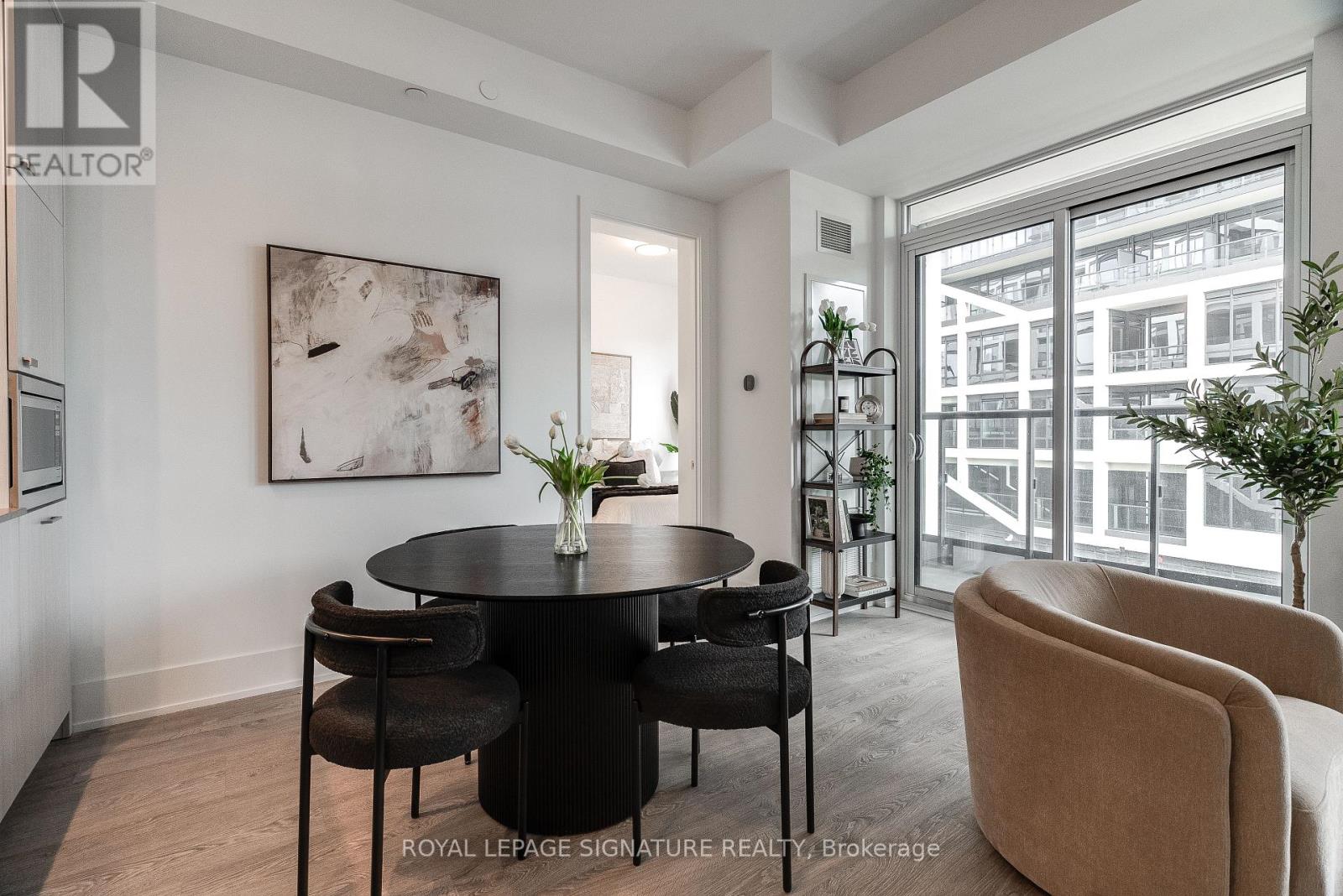 #501 115 DENISON AVENUE - 7