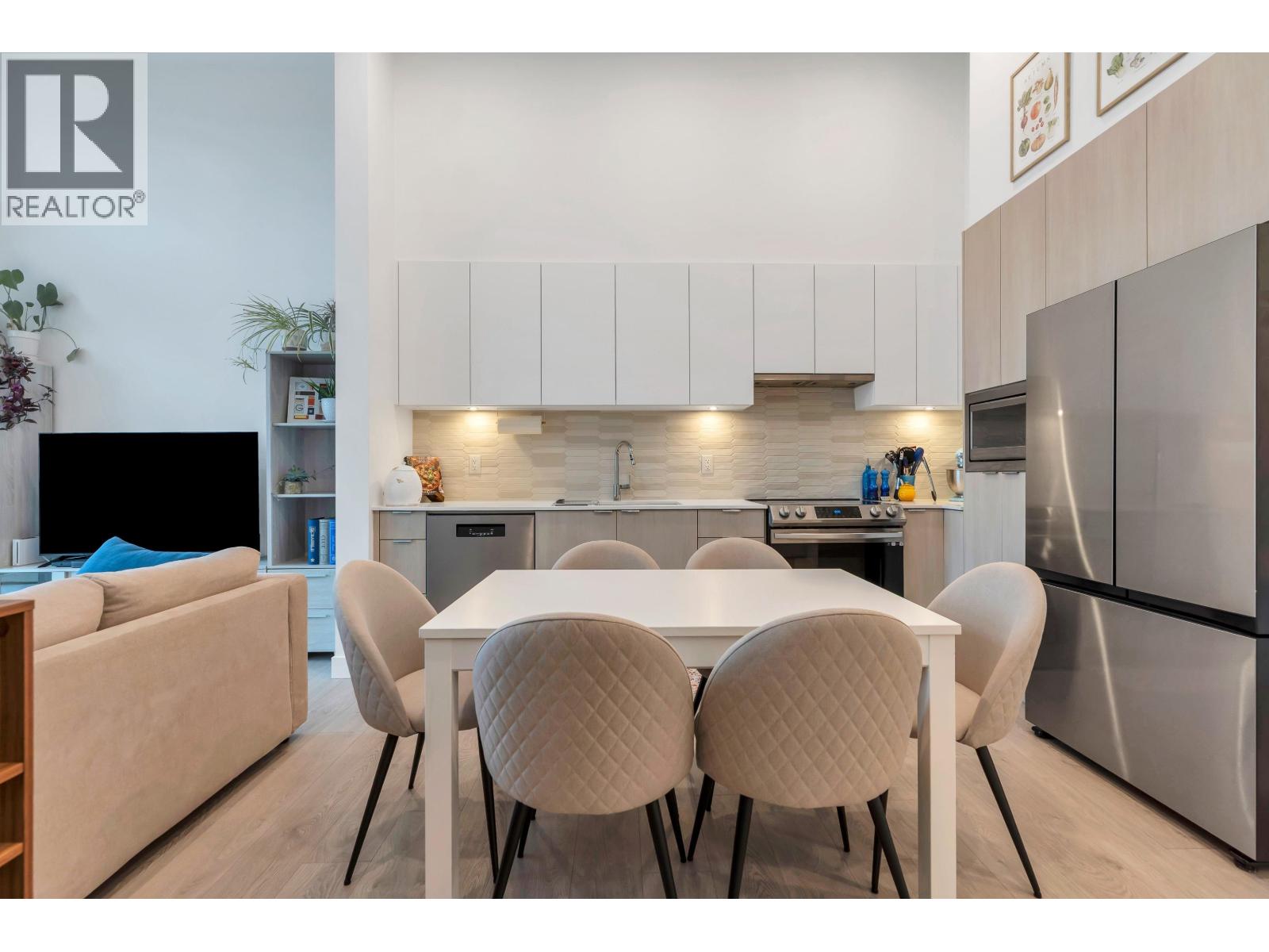 #606-2499 RABBIT Drive, Delta