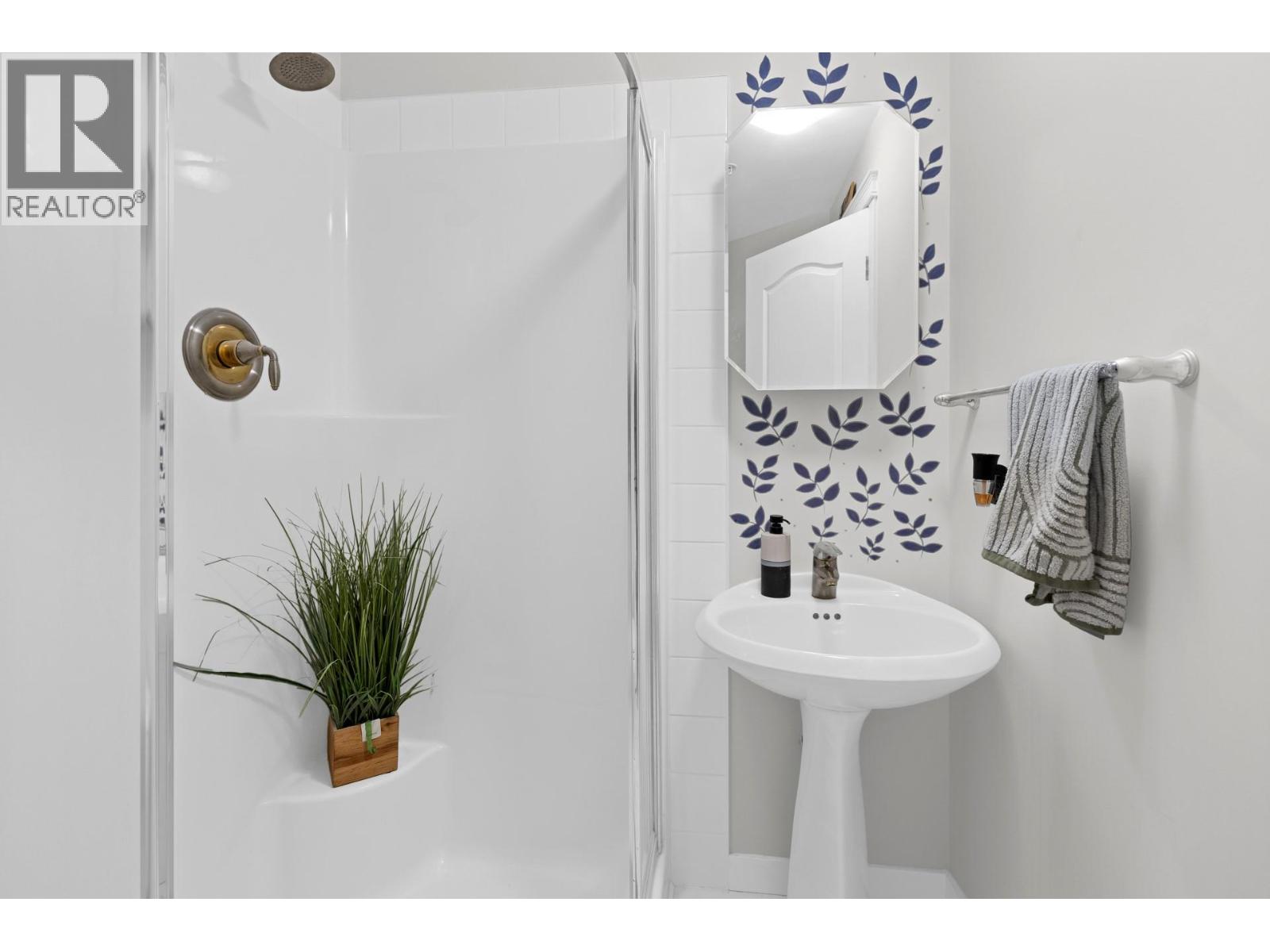 #106 303 Whitman Road - 22