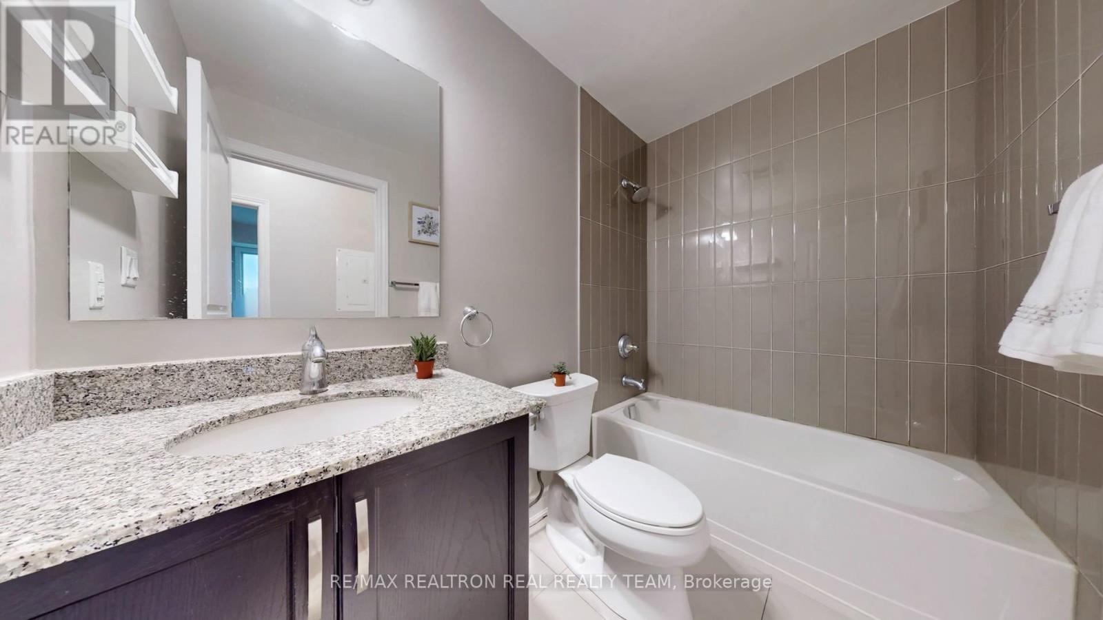 #332 3170 ERIN MILLS PARKWAY - 24
