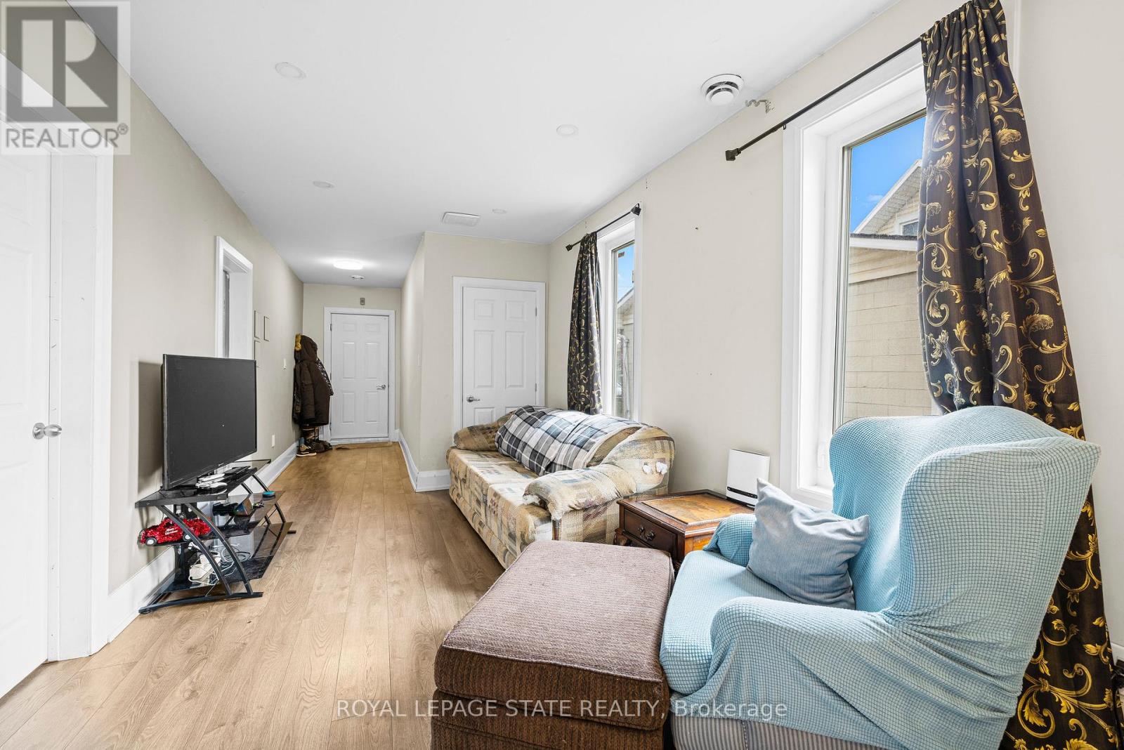 313 GILMORE ROAD - 28
