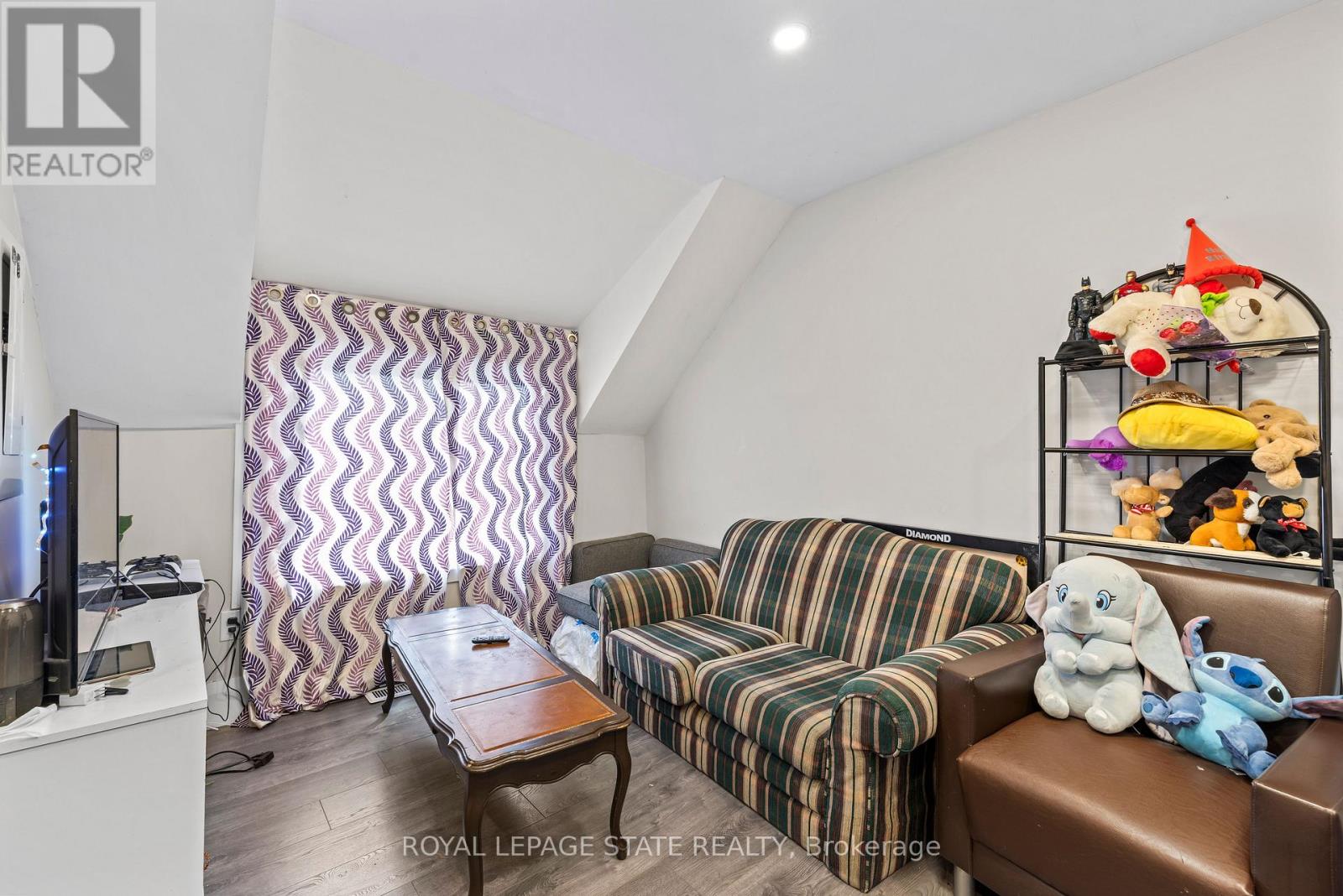 313 GILMORE ROAD - 8