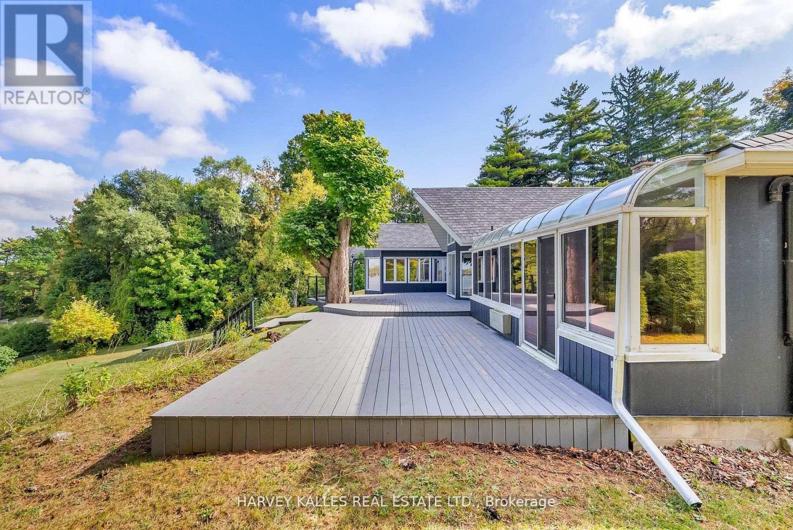 8 OAK DRIVE — photo 26