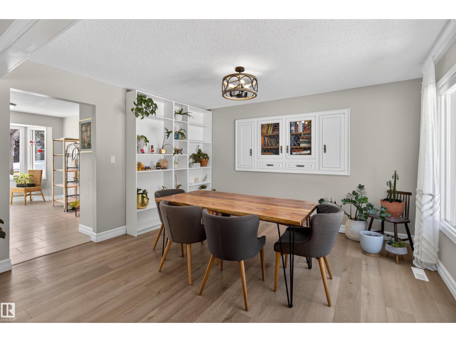 #98 52552 RGE ROAD 224 - 15