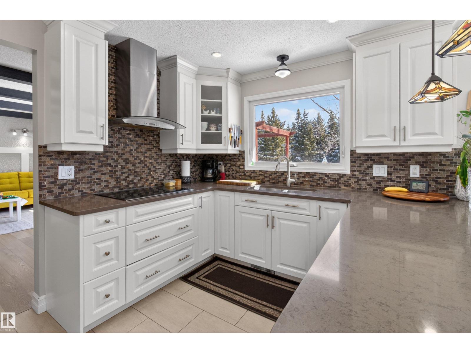 #98 52552 RGE ROAD 224 - 20