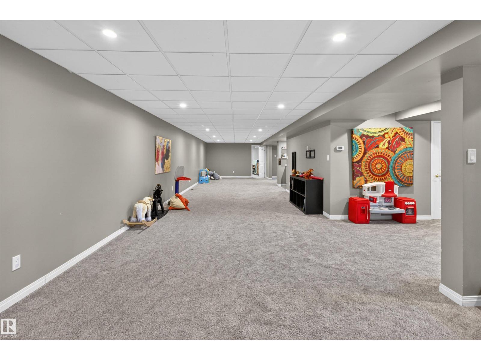 #98 52552 RGE ROAD 224 - 35