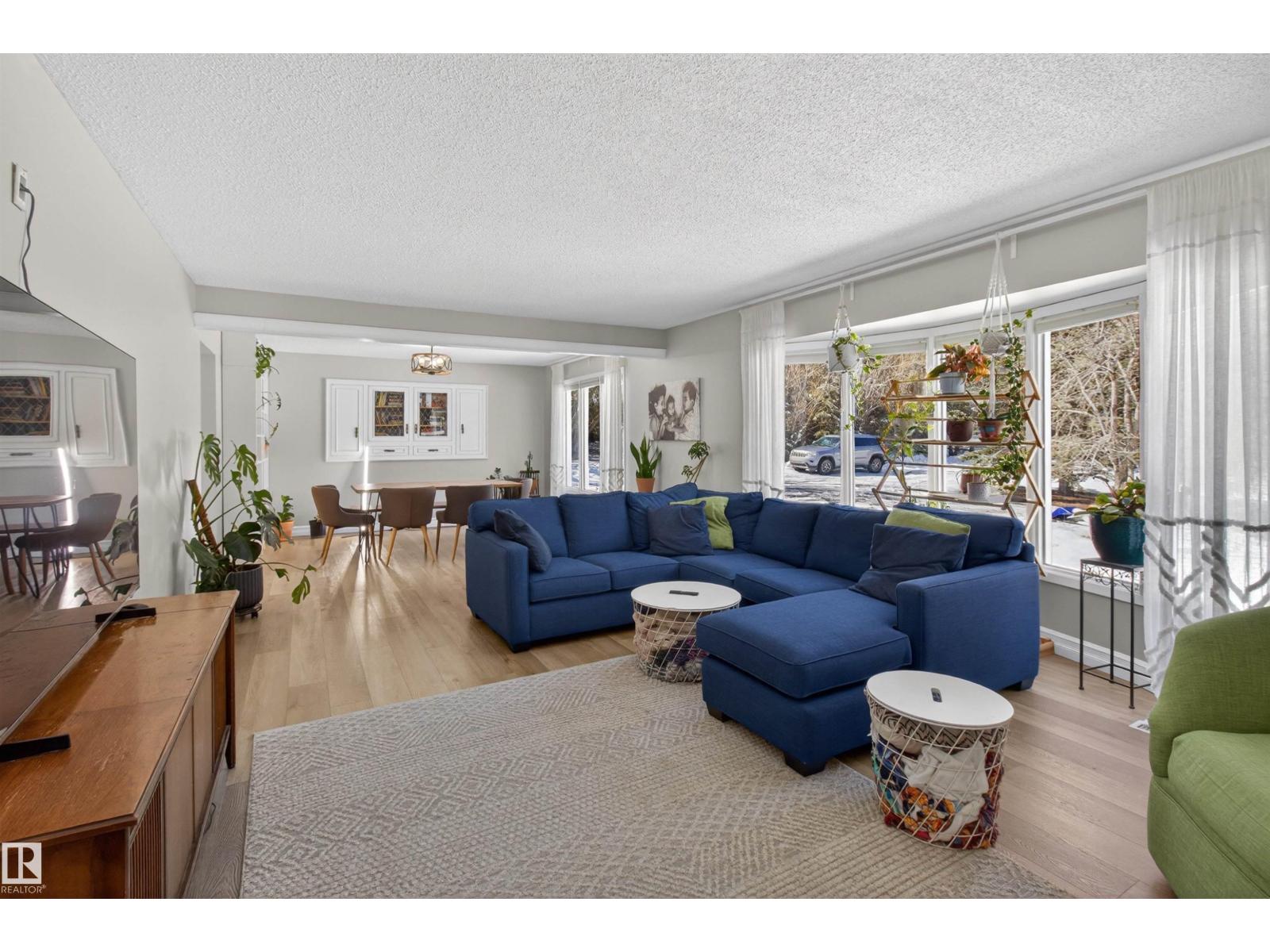 #98 52552 RGE ROAD 224 - 9