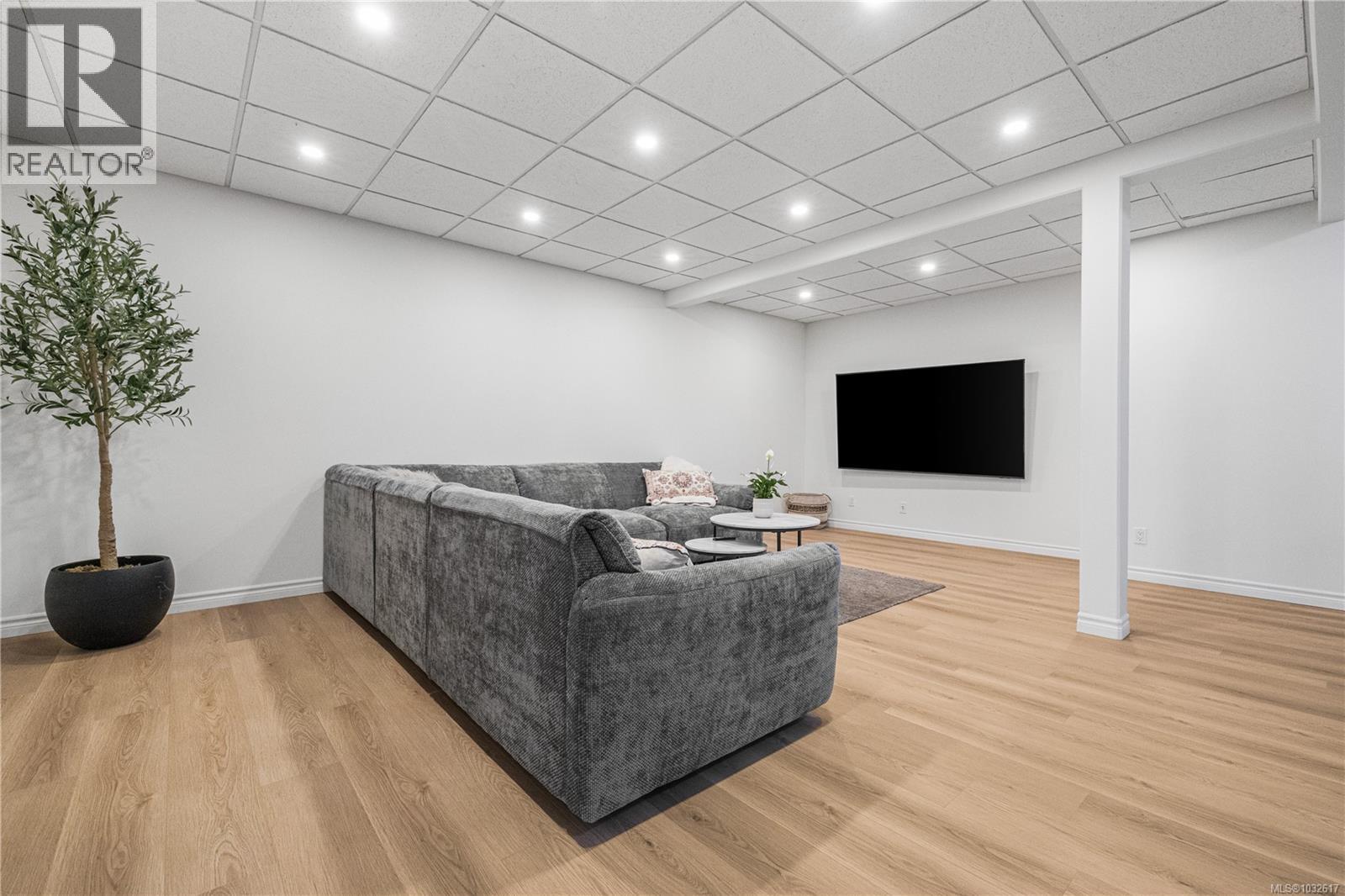 2913 Pacific View Terr - 34