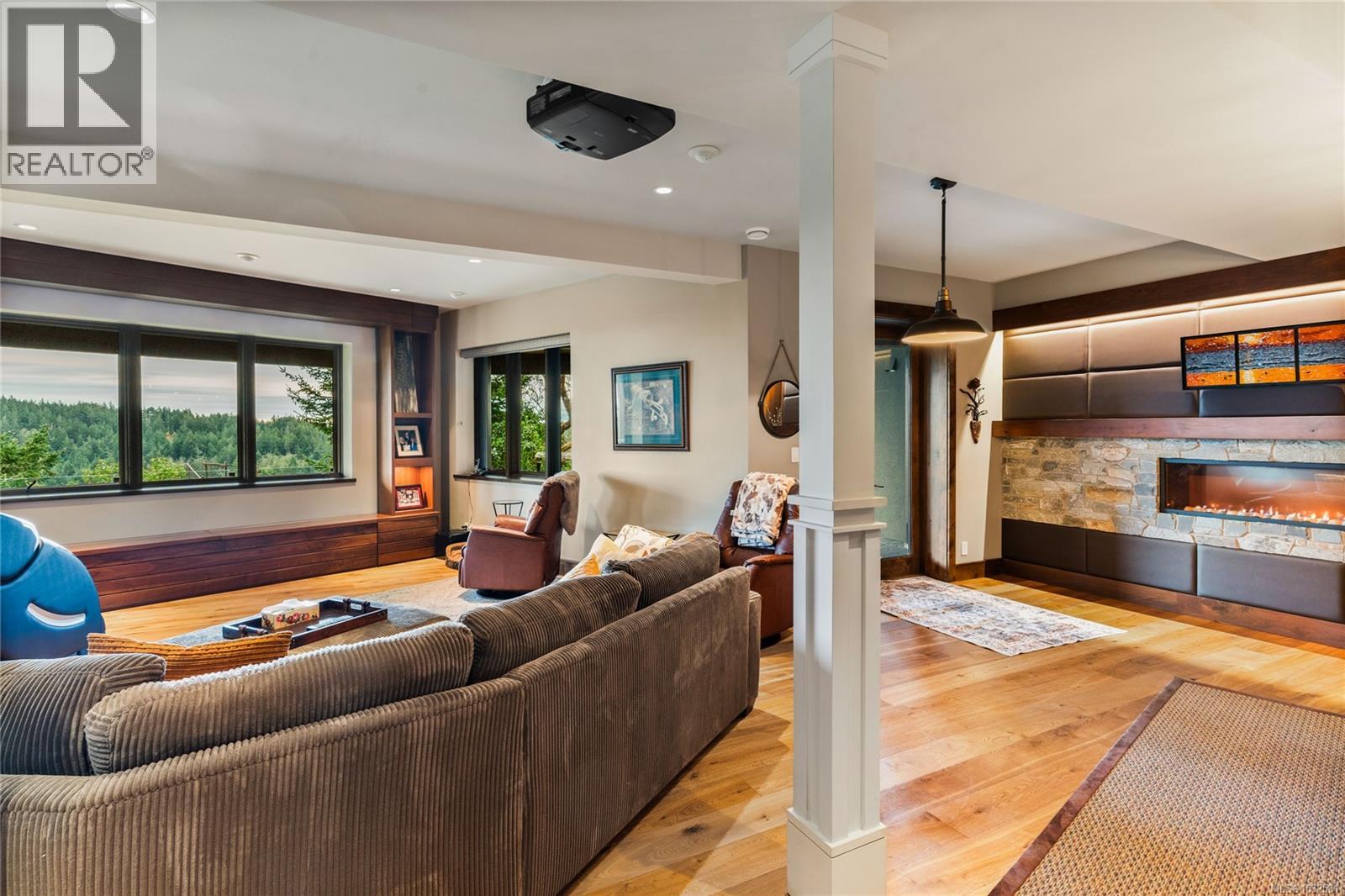 4809 Eales Rd - 77