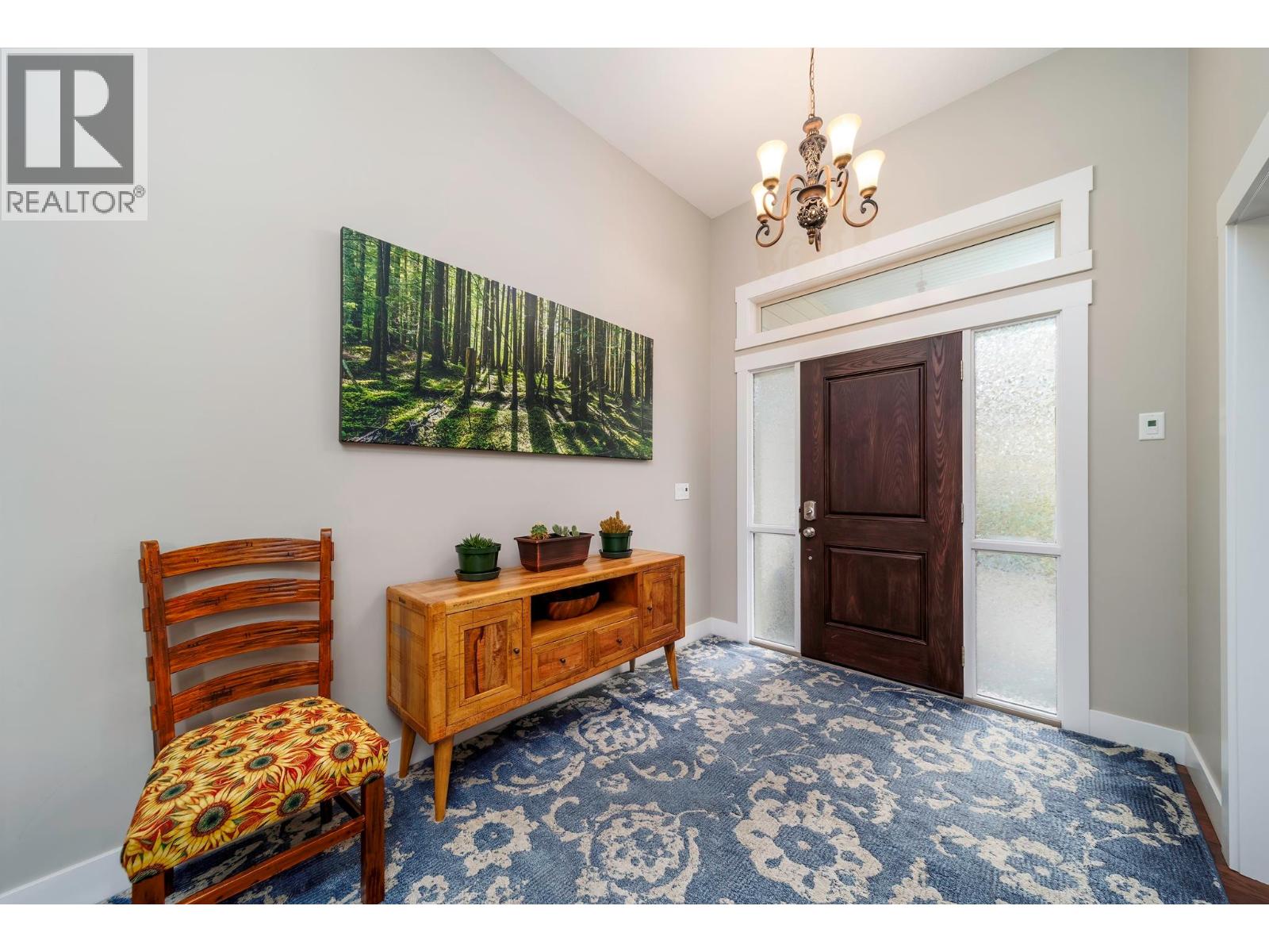  13053 Shoreline Drive, Lake Country