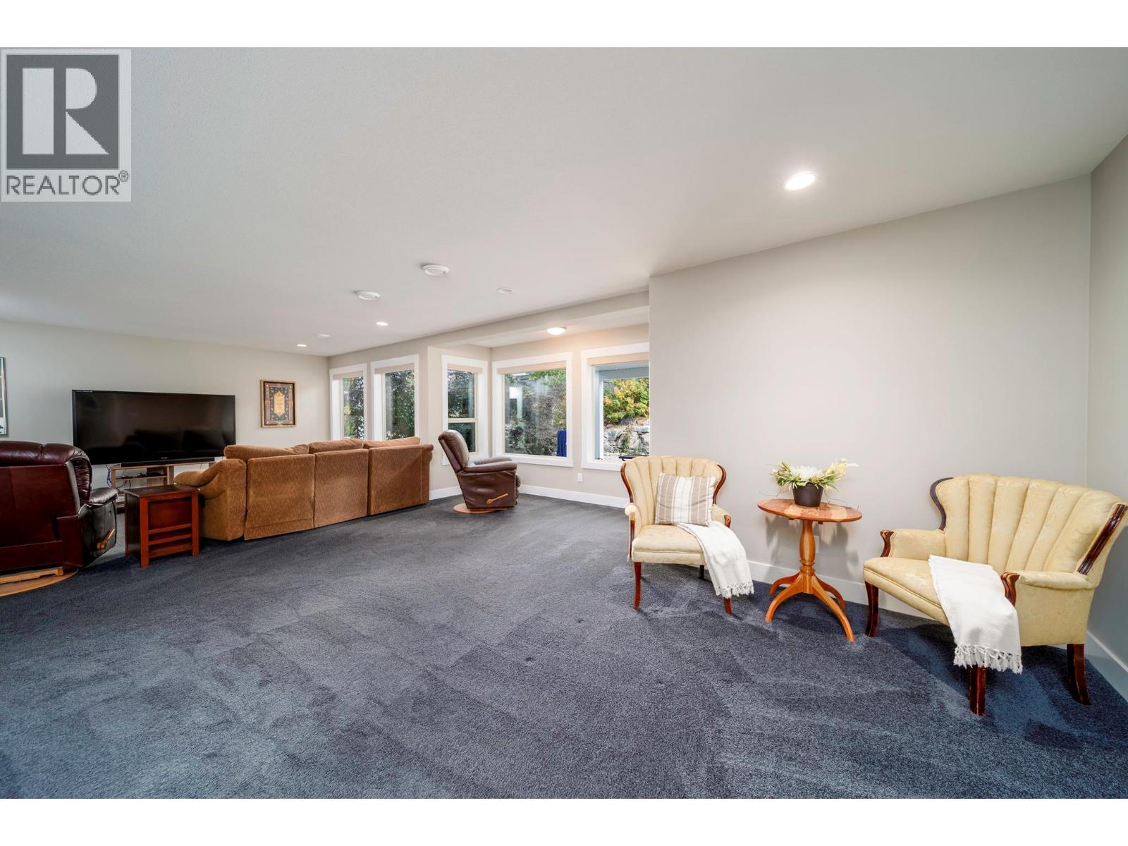  13053 Shoreline Drive, Lake Country