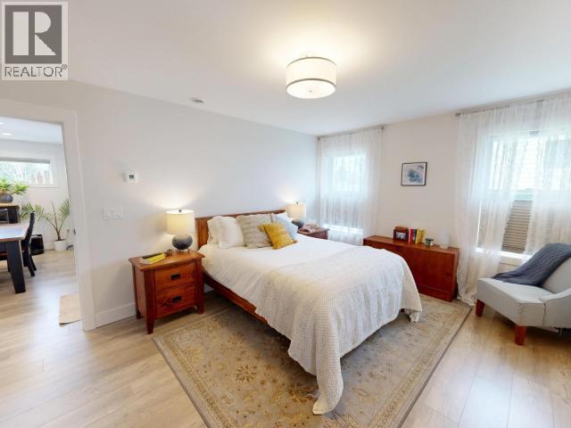 7339 LAZO STREET - 10