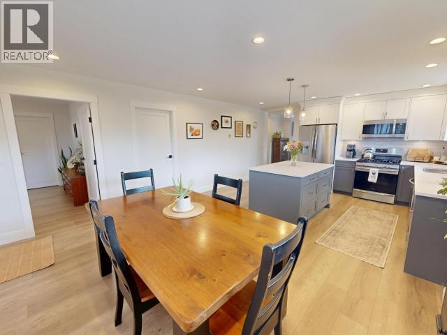 7339 LAZO STREET - 8