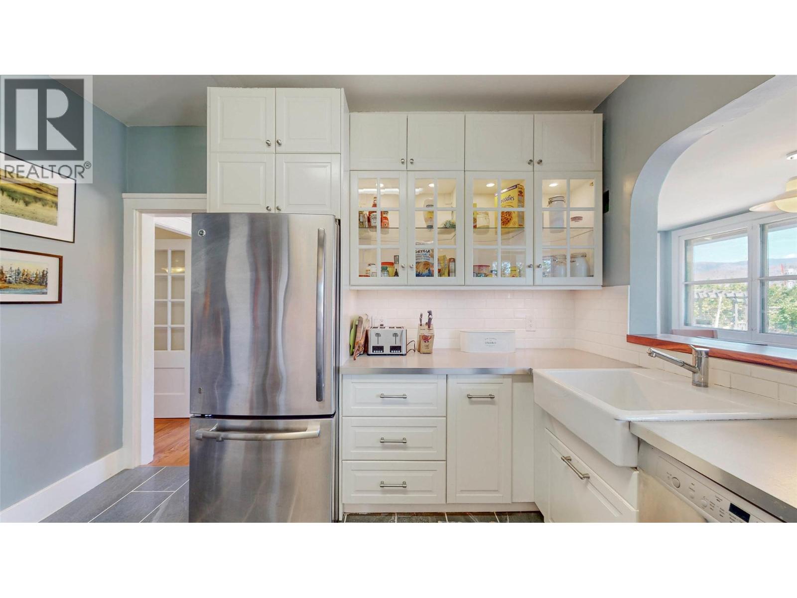 4371 Highway 97, Oliver