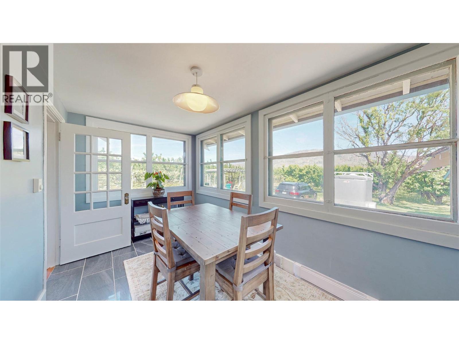 4371 Highway 97, Oliver