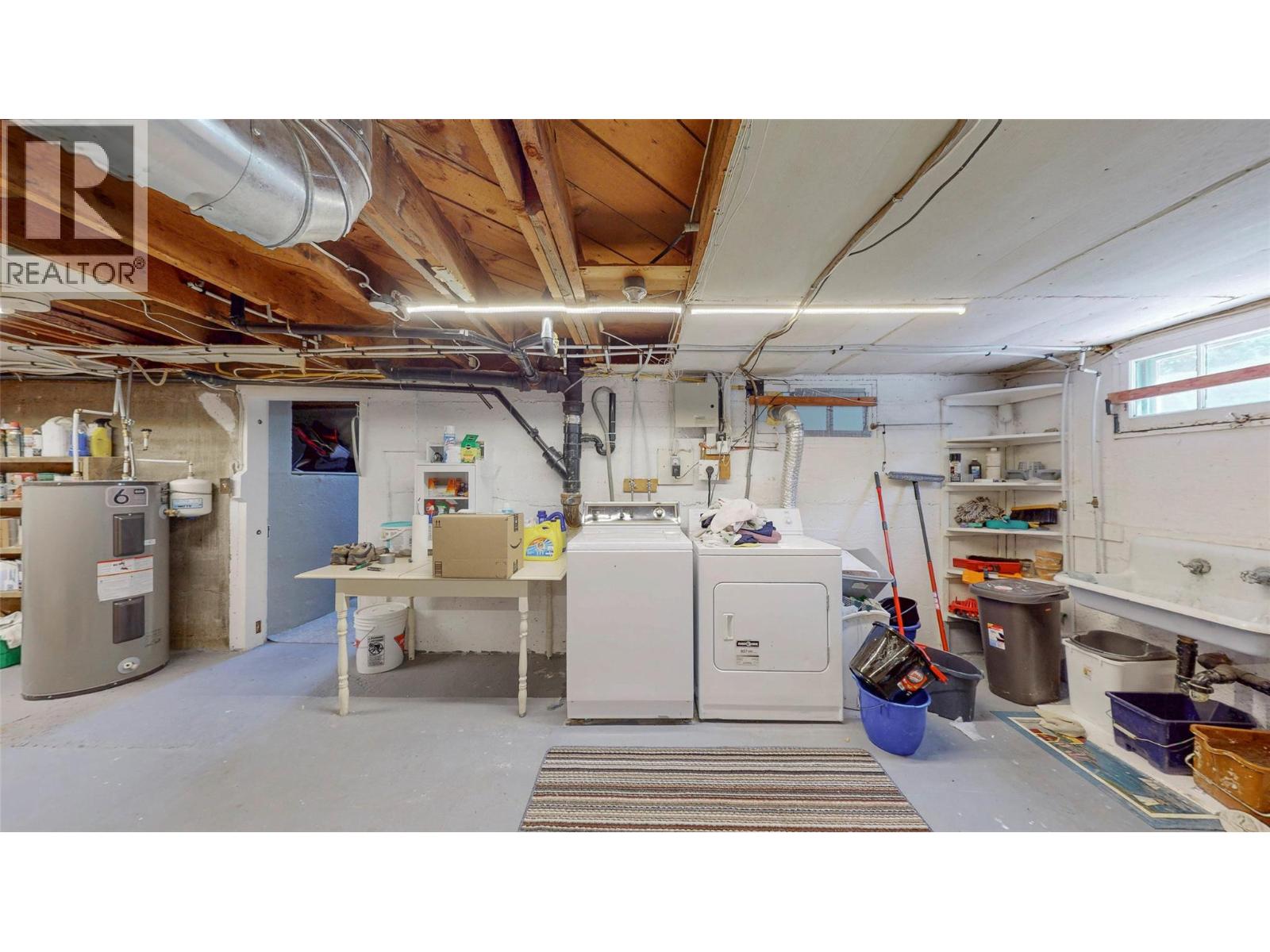 4371 Highway 97, Oliver