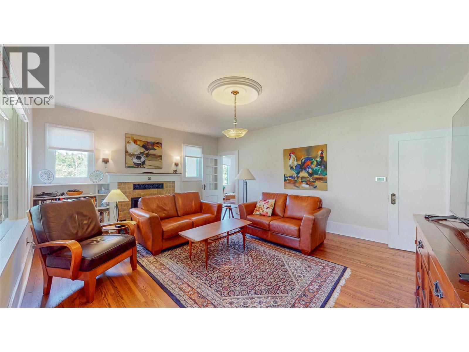 4371 Highway 97, Oliver