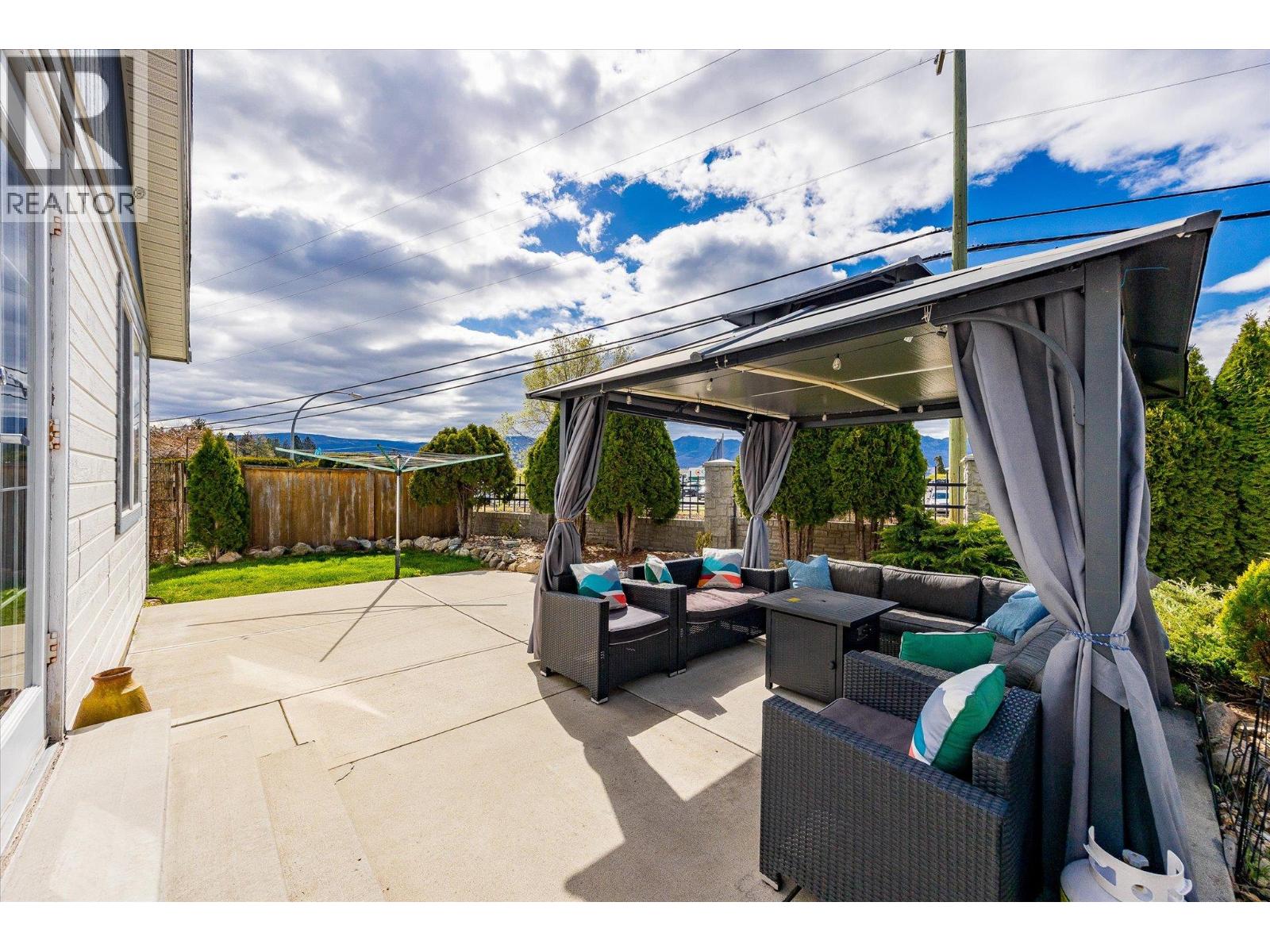  2199 Mimosa Drive, Westbank