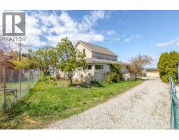  12009 Giants Head Road, Summerland