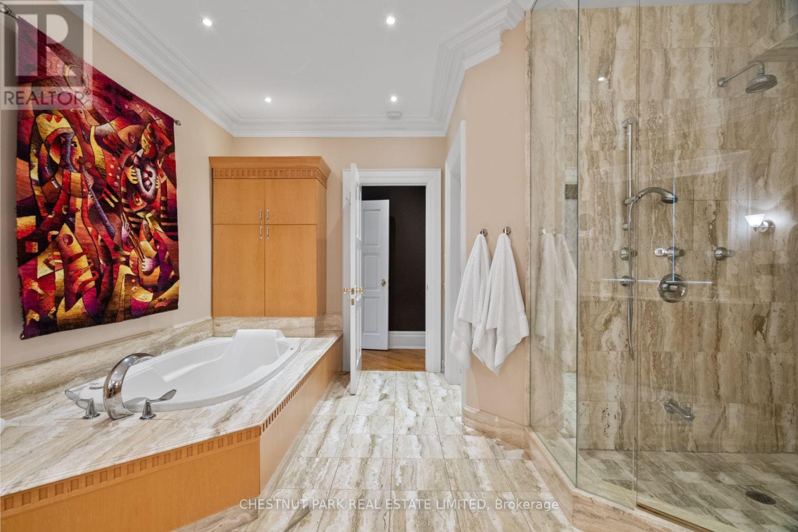 46 LOWTHER AVENUE - 20